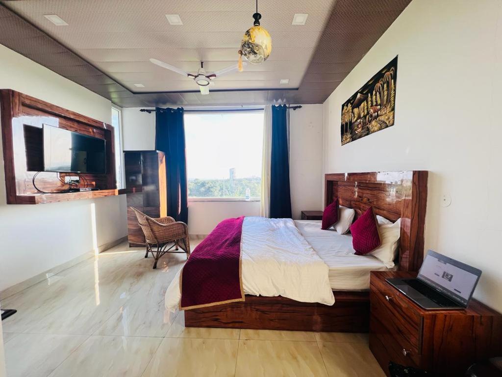 Green Dandi Homestay Rishikesh Exterior photo
